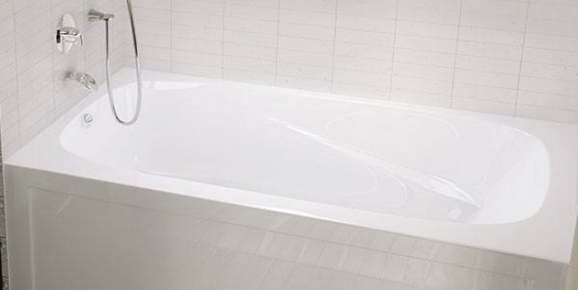 Yếm bồn tắm là gì? Bồn tắm có chân yếm là gì?